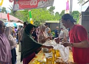 Warga Serbu Pasar Murah di Desa Pematang, Belum Dibuka Sudah Ramai
