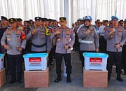 Kapolri Beri Motivasi dan Aspirasi kepada Anggota Polri Terdampak Bencana di Sumbar